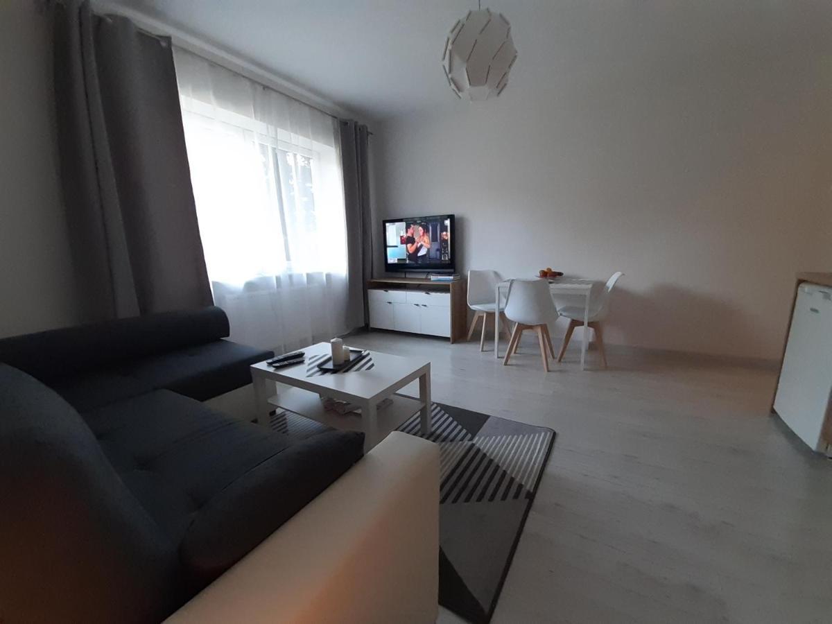 Apartamenty Lewa Lodź Bagian luar foto